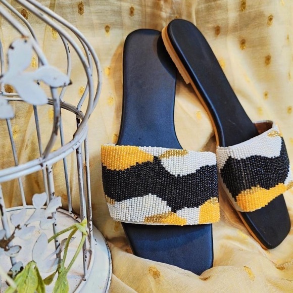 Trendy handmade black sliders with work of small beads perfect for summers ! - Picture 4 of 4